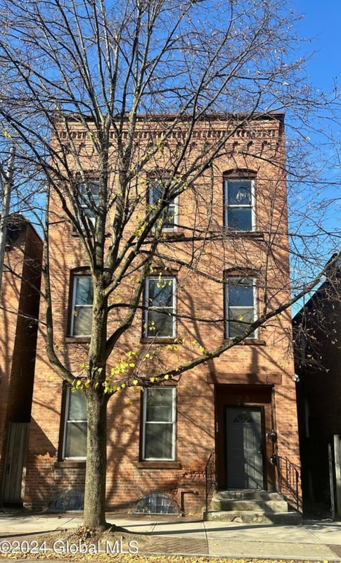Photo - 283 4th St Apartment