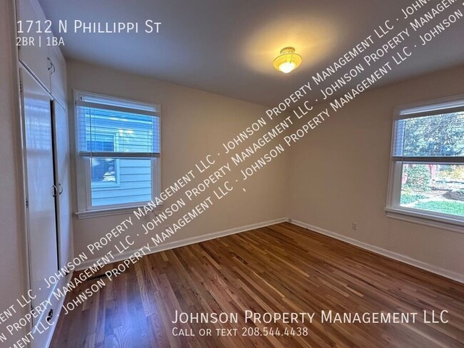 Photo - 1712 N Phillippi St
