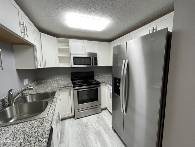 Photo - 816 Bradley Cir Apartamento