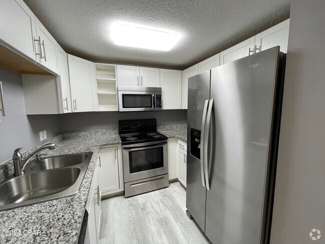 Building Photo - 816 Bradley Cir Rental