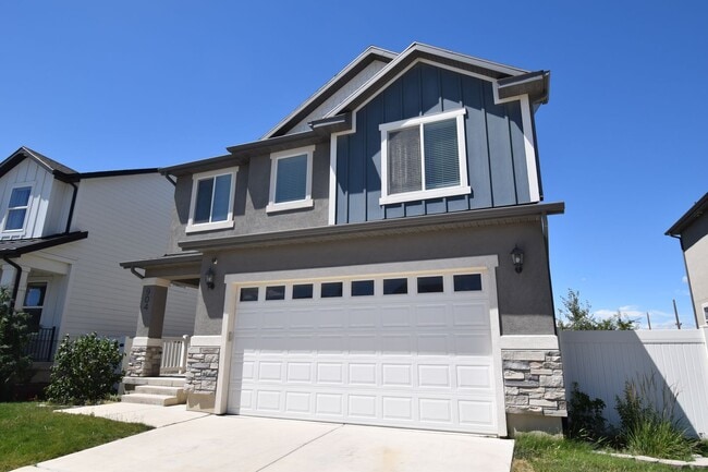 Photo - Quiet Family Friendly 4 Bed Home in Bluffdale!!