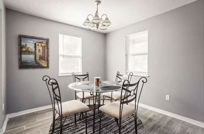 Photo - 3615 E Lambright St