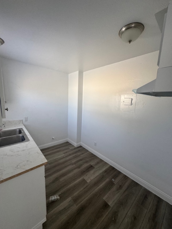 Photo - 190 W 8th St Unidad 190 8th st