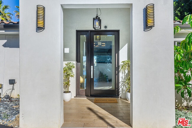 Photo - 10901 Terryview Dr