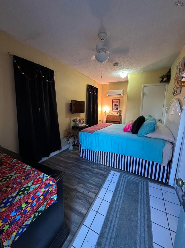 Photo - 303 Morningside Dr