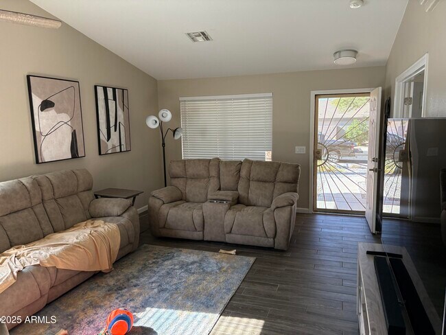 Photo - 17901 N 111th Dr