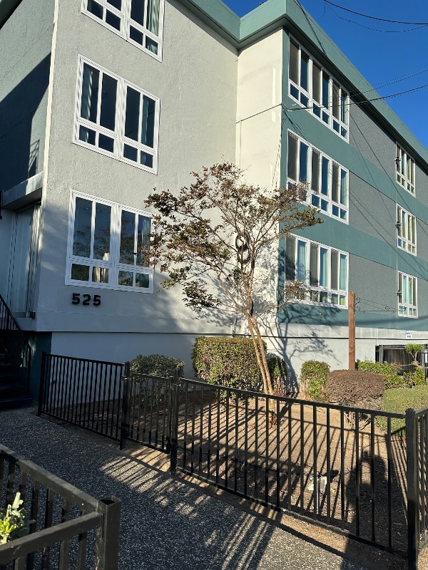 Photo - 525 N San Mateo Dr Apartment Unit 209