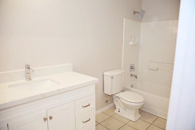 Photo - 18234 Sable Tree Dr
