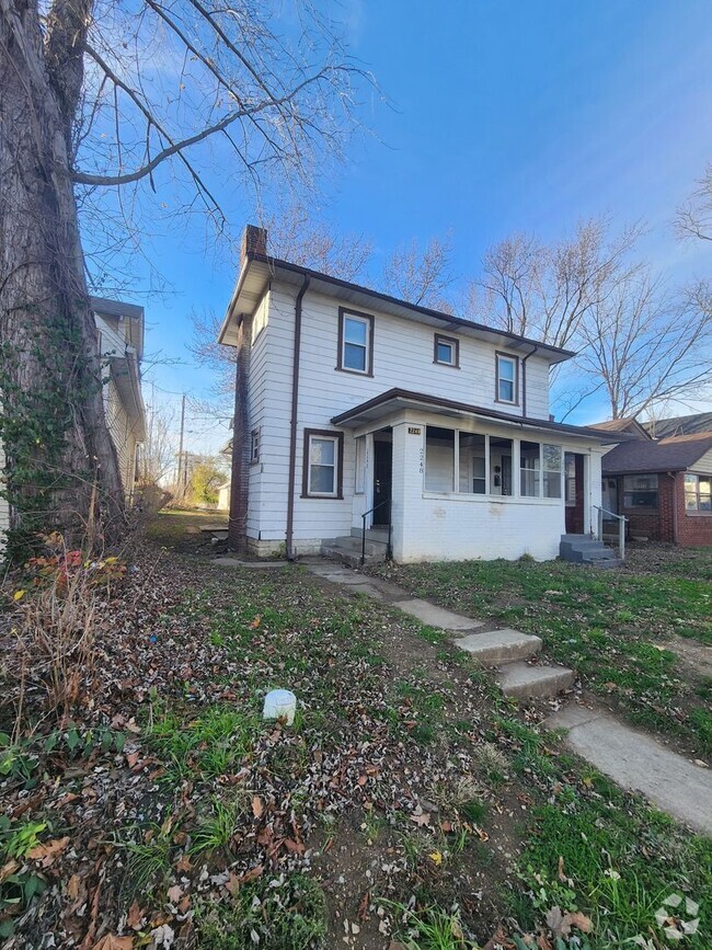 Building Photo - WESTSIDE 2 BEDROOM DUPLEX on Harding and 2... Rental