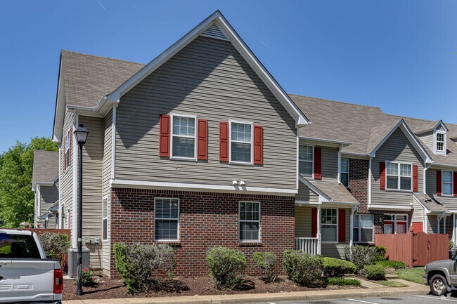Building Photo - 300 Primrose Ln Rental