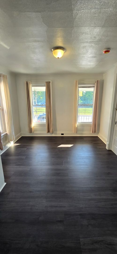 Building Photo - 623-625 Nott St Unit 623-625 Nott St - 1 Rental