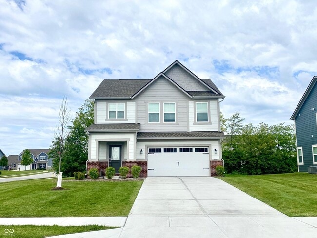 Building Photo - 6200 Redwood Dr