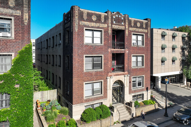 Building Photo - 1524 LaSalle Ave - Boutique Brownstone wit... Rental