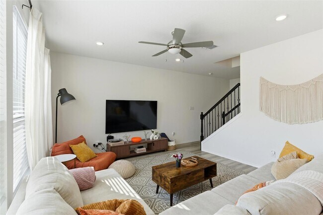 Photo - 13400 Dolley Madison St