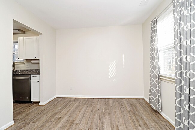 Photo - Dog-Friendly Duplex Close To The Shops at Stonefield