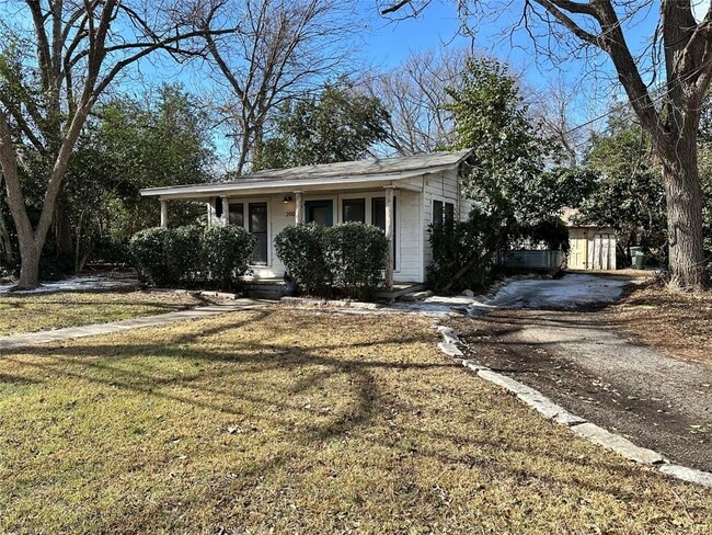 Photo - 200 S Cedar St