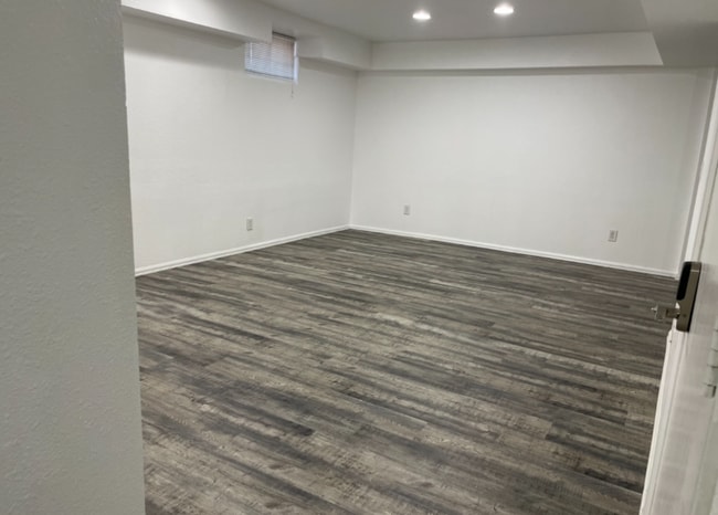 Photo - 10421 Pennsylvania St