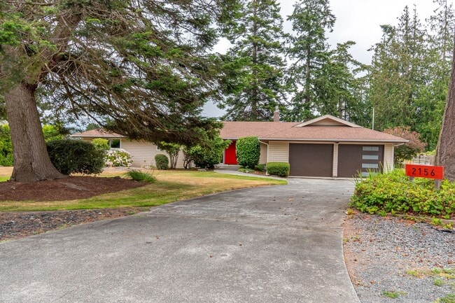 Building Photo - 3 Bed 2 Bath Home in Swantown Neighborhood