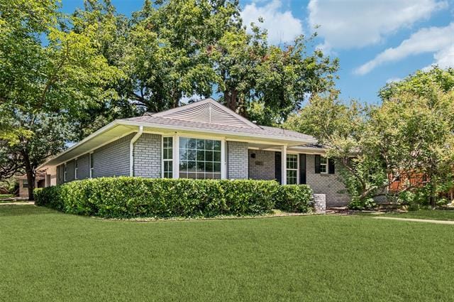 Building Photo - 7105 Bennington Dr