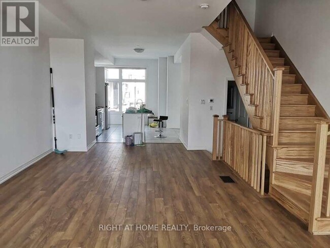 Photo - 159 Markland St