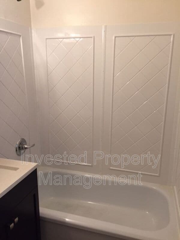 Photo - 3528 High St