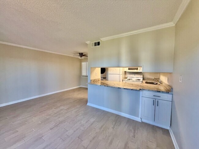 Photo - 308 Miracle Strip Pkwy SW Unit 25C