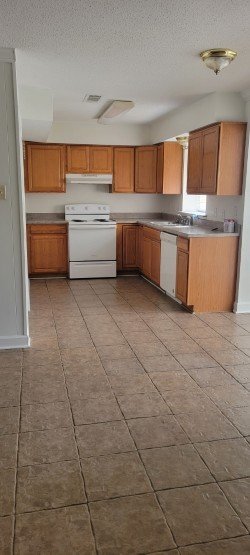 Photo - 3116 Birch Ln