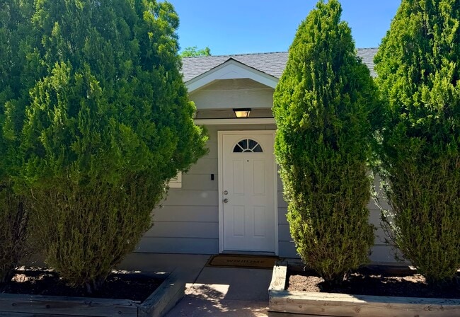 Front Entry - 2525 W Vermijo Ave Unit 2525 W. Vermijo Ave