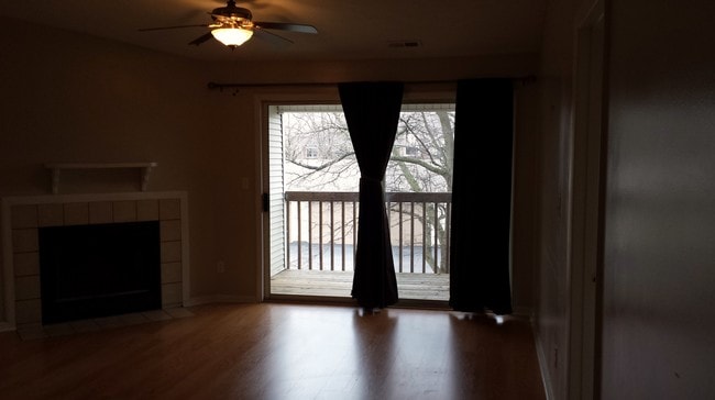 Photo - 1411 Lake Pointe Way Unit 5