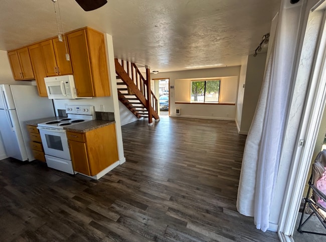 Building Photo - 658-660 Oakdale Ave. Unit 660 Rental