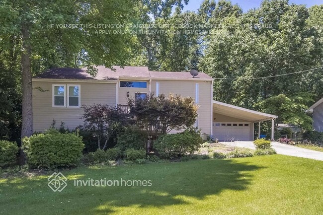 Building Photo - 5345 N Fork Dr SW