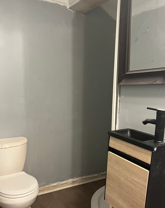 Photo - 3917 Bloomfield Dr