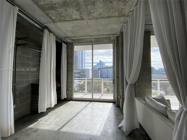 Photo - 444 NE 30th St Unit 702