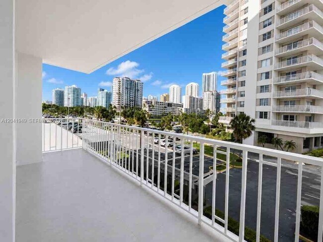 Photo - 500 Bayview Dr Unit 232