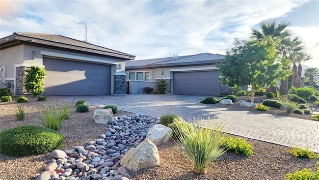 Building Photo - 8477 Wolf Mountain Ct