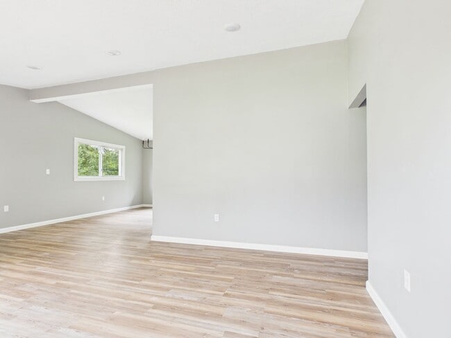 Photo - 808 E Clark St