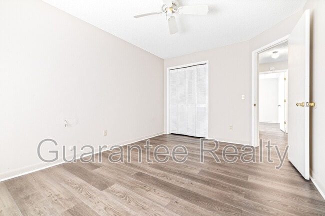 Photo - 1611 High Point Ct SW