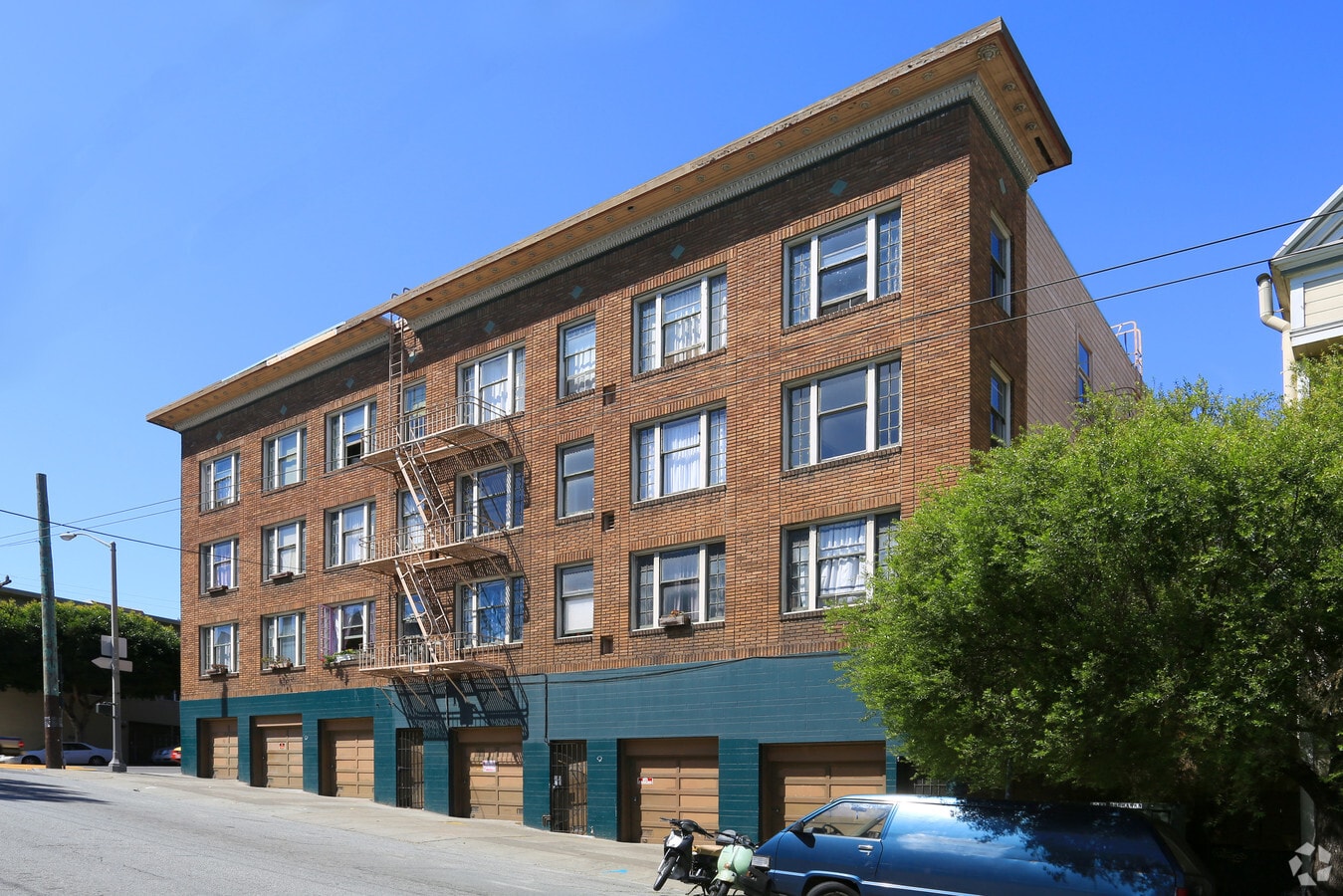 Photo - 500 Oak St