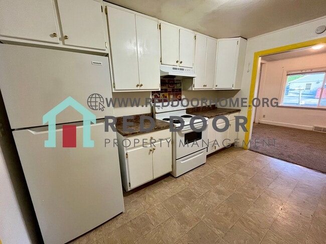 Photo - 1425 6th Ave S Unit A