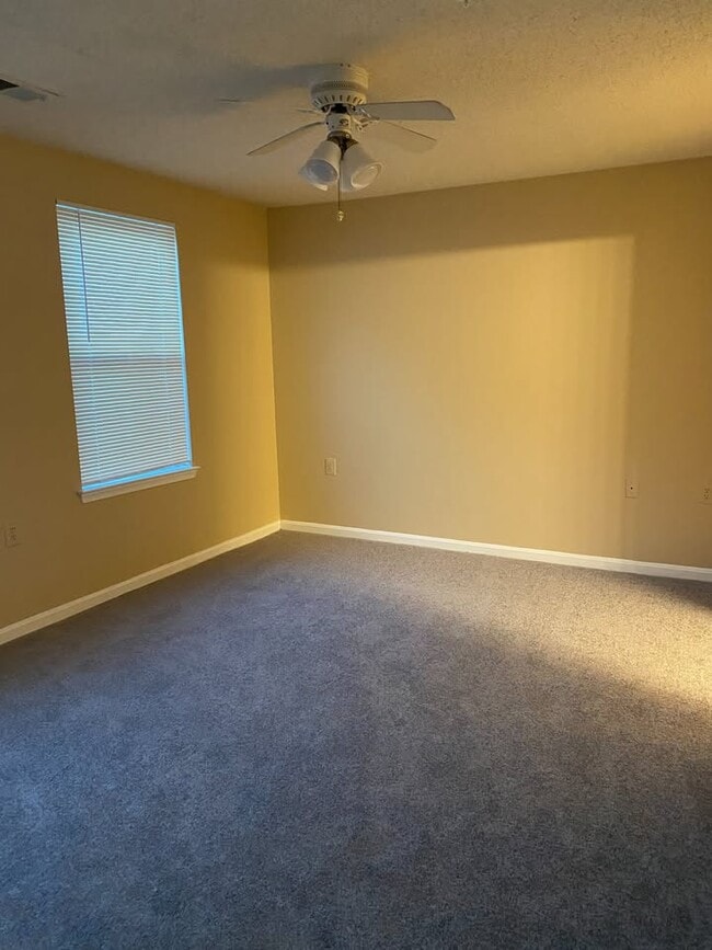 Master Bedroom - 10024 Vanderbilt Circle Unit 2