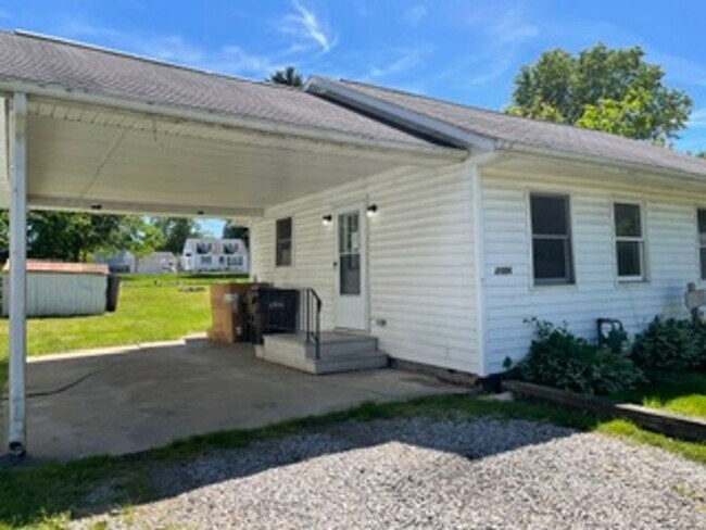 Photo - 2 Bed- 1 Bath - Single Family Home