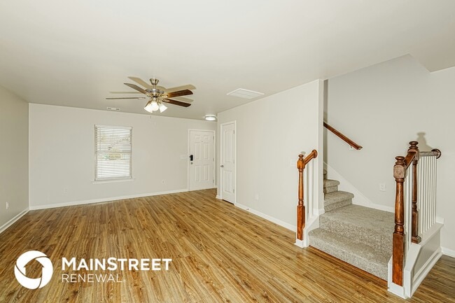 Photo - 618 Johnnys Cv