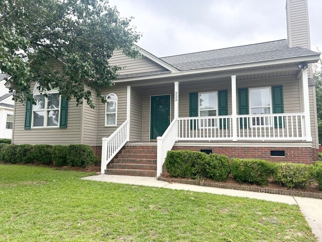 CHARMING HOME IN WEST COLUMBIA'S CHESTNUT ... - CHARMING HOME IN WEST COLUMBIA'S CHESTNUT ...