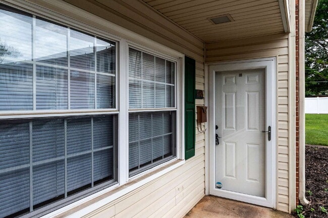 Photo - "Charming 2-Bed Condo in Greensboro with Spacious Layout, community clubhouse and POOL!"