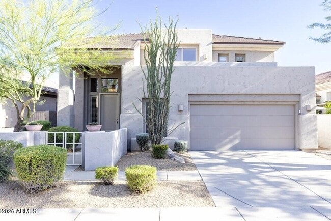 Building Photo - 7647 E Los Gatos Dr