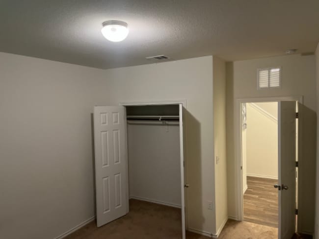 Photo - 6317 Graymont Dr