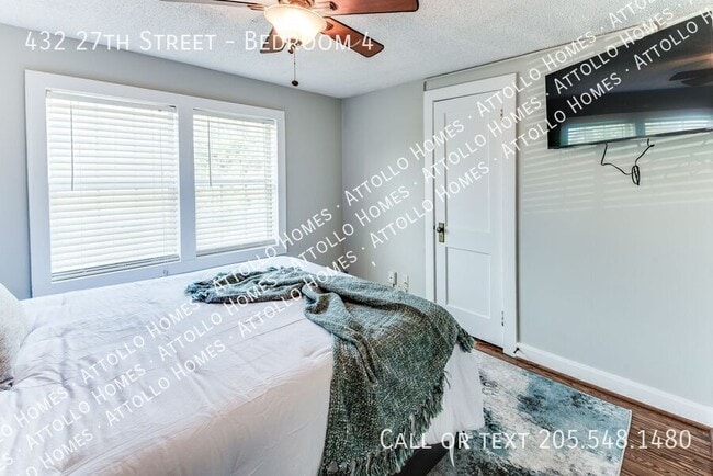 Building Photo - 432 27th St Unit Bedroom 4