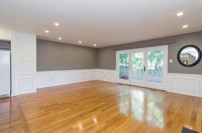 Photo - 25 Sturbridge Ln