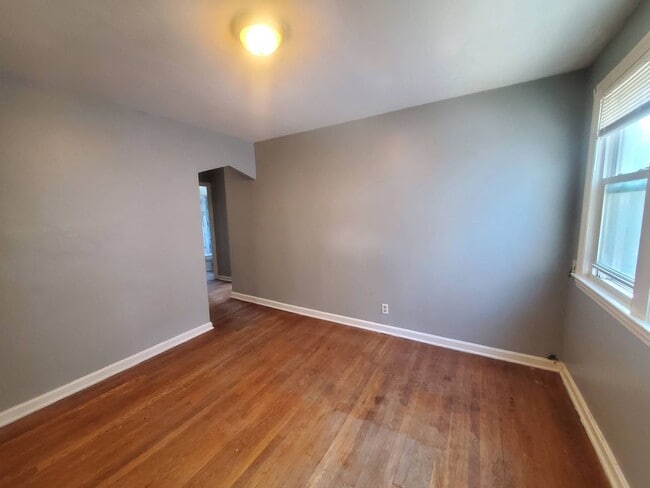 Photo - 3243 W 115th St Unidad 3243 W 115 ST UP