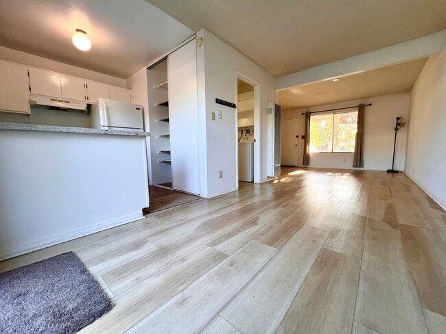 Photo - 38612 Royal Ann Cmn